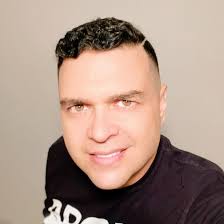 Un mensaje desde el Norte,acompañado de fresas con crema!