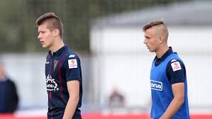 Kacper kozłowski dziś wieczorem będzie miał szansę na trzeci występ w barwach dorosłej reprezentacji polski. Pogon Szczecin Kacper Kozlowski Zostaje W Klubie Pko Ekstraklasa