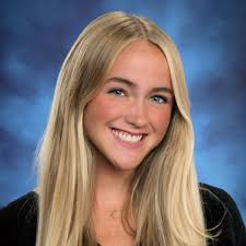 Lucy Kinna (@lucyykinna)