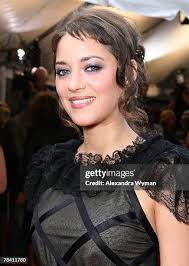 266 Marion Fox Stock Photos, High-Res Pictures, and Images