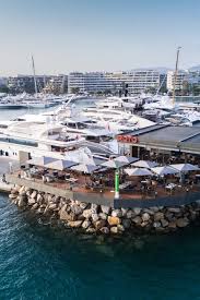 Marina Ibiza Una Cittadella Del Lusso Sostenibile Nel Cuore Dell Isola Bei Posti Luoghi Meravigliosi Ibiza