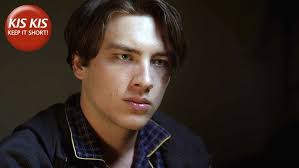 Cody Fern and Toby Wallace in "The last time I saw Richard"