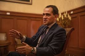Honduras herrera's work is autobiographical and is influenced by the politics of race, language, settlement, and sexuality. Mexico S Finance Chief Confident Of 2020 Economy Turnaround Bloomberg