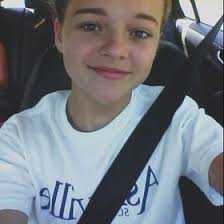 Eleanor Conner (eleanorconner92)