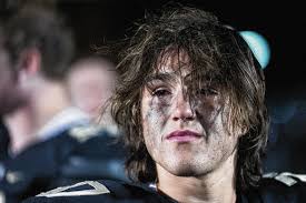 Top-ranked Dragons defeat defending champ Marauders 35-24