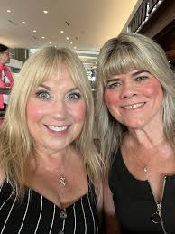 Just said goodbye to these beautiful ladies 😢❤️😢 Excited to start the  tour tomorrow night in Seattle w/ 2CELLOS