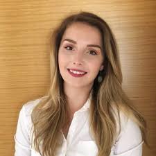 Natalie Doran's Instagram, Twitter & Facebook