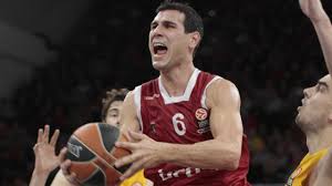 Nikos zisis with 35 years experience in his field and after several distinctions in greece and abroad. Focus On Nikos Zisis Brose Baskets Bamberg Youtube