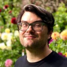 Erik Halverson's Instagram, Twitter & Facebook