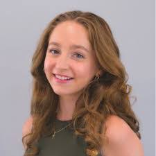 Kate Casper's Instagram, Twitter & Facebook