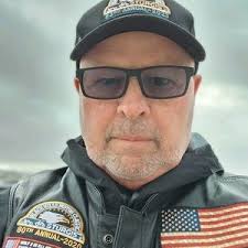 Dane Senser's Instagram, Twitter & Facebook