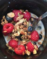 There are 160 calories in 1/3 cup (31 g) of diabetic kitchen cinnamon pecan granola cereal. Amazon Com Diabetic Kitchen Cinnamon Pecan Granola Cereal Low Carb Snacks Breakfast Food W No Added Sugar Keto Friendly 3 Net Carbs Gluten Free