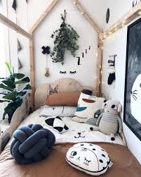 Nice 50 Best Apartment Bedroom Decor Ideas With Boho Style Https Worldecor Co 50 Best Apartment Bedroom Apartment Bedroom Decor Kid Room Decor Bedroom Design