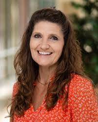 Russell Schreck's Instagram, Twitter & Facebook