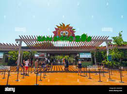 San Diego California Usa August 12 2019 San Diego Zoo Safari Park Main Entrance Zoo Housing Over 3 700 Animals And Located In Balboa Park Stock Photo Alamy