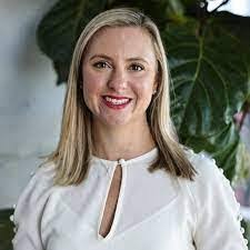 Madeleine Smart's Instagram, Twitter & Facebook