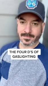 Do these 4 D's define gaslighting behavior?