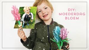 En shop de leukste artikelen voor een echt hema prijsje. Voor Moederdag Knutselen Maak Een Persoonlijke Foto Bloem