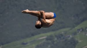 Se fai un salto carpiato all'indietro con scivolamento in zona rossa qualche domanda te la devi porre, ma. Federazione Italiana Nuoto Grand Prix Cristofori E Tocci In Finale