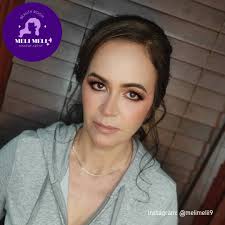 ✨ ¡Luce radiante y rejuvenecida! ✨ En Beauty Room Meli Meli, ofrezco  maquillaje profesional especializado para pieles maduras, combinando un  estilo glam con un excelente cuidado de la piel para lograr un