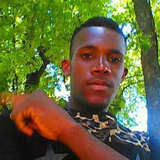 Derosias Wood James Slight (@DerosiasS)