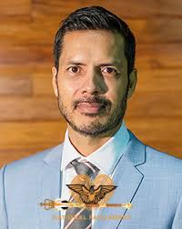 KRAMER MOVES TO IMMIGRATION IN A MINOR CABINET RESHUFFLE With only two  weeks remaining before the issue of writs, the Executive Government has  decided to make a minor cabinet reshuffle. Prime Minister