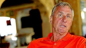 He started his career with ajax amsterdam and led them to 4 european. Johan Cruyff Battling Lung Cancer Marca Com English Version