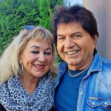 DDR-Schlagersänger Uwe Jensen schwebt auf Wolke sieben: Der 76-Jährige  liebt eine Usedomerin