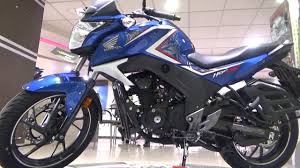 I use the cbf500, a cb500, gladius and 900 hornet for my ride. Special Edition New Color Bs Iv Honda Hornet 160r Price Color Review Youtube