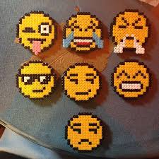 Emoji Coasters Hama Beads By Albalcaide Schmelzperlen Hama Bugelperlen