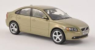 Volvo S40 Met Grey Green Model Car Ready Made Motorart 1 43 Volvo Disclosure Affiliate Link Volvo S40 Volvo Car Model
