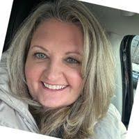 Amber Kuehl's Instagram, Twitter & Facebook