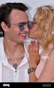 Pamela anderson brandon lee hi-res stock photography and images