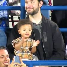 Serena williams played tennis alongside daughter olympia. Bleacher Report Serena Williams Daughter Clapping Facebook