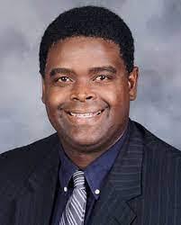 Ursula Willard's Instagram, Twitter & Facebook