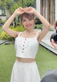 観月あいな