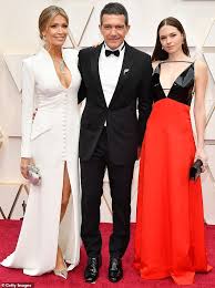 Thank you for being here twitter. Oscars 2020 Antonio Banderas Daughter And Wife Hit Red Carpet Daily Mail Online