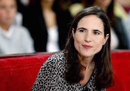 Mazarine pingeot is the daughter of françois mitterrand and anne pingeot, his longtime mistress, and for much of her anne and mazarine pingeot attended the state funeral along with mr. Mazarine Pingeot Le Meme Et L Autre Breve Histoire De La Rencontre Revue Des Deux Mondes