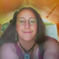 Danielle Marek (@DanielleMarek1)