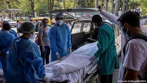 En la conferencia de prensa vespertina, funcionarios de la secretaría de salud dieron a conocer el semáforo covid que estará vigente en méxico del 24 de mayo al 6 de junio. La India Supera Los 25 Millones De Casos De Coronavirus Con Record De Muertes Coronavirus Dw 18 05 2021