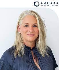 Helen Freeman's Instagram, Twitter & Facebook