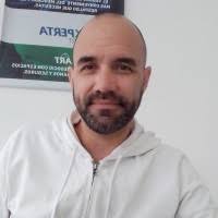 10+ perfiles de «Yamil Ortiz»