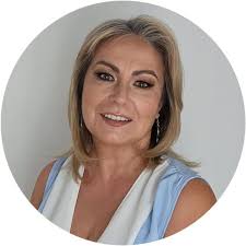 Can anyone recommend a realtor for relocating to Sarasota, Florida?