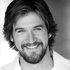 Kenneth Mitchell (@MrKenMitchell)