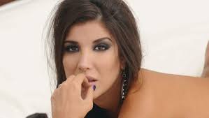 Andrea rincón is an actress, known for la leona (2016), un gallo para esculapio (2017) and 100 días para enamorarse (2018). Andrea Rincon Hace Rato Que No Salgo Con Mujeres