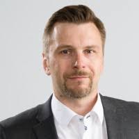 Heidi Valle Email & Phone Number