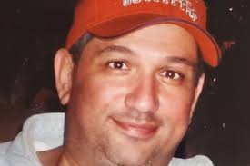 Robert Rivera Bernal