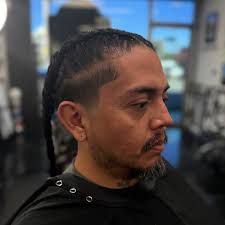 Premium Skin Fade by Ezra Aune @masterbarbersla . #mensgrooming  #masterbarbers #barbershop #losangeles #lax #barbers #barber  #straightedgeshaves #barberstyle #barbershops #beard #menshairstyles  #freshcut #barbersconnect #gentlemenscuts #barbernation ...