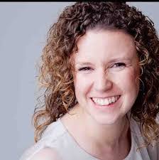 Simone Wilcox's Instagram, Twitter & Facebook