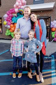 Why can't we be friends? - Grosse Pointe News